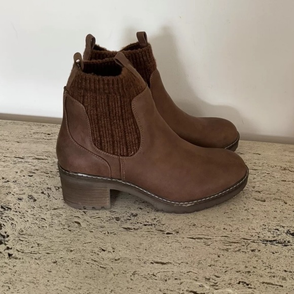 NWOB Steve Madden Apollo boots. Size 11. MSRP $100 - Picture 3 of 11